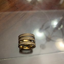 Michael Kors Ring Like NEW SIZE 7 Sé Acepta Ofertas