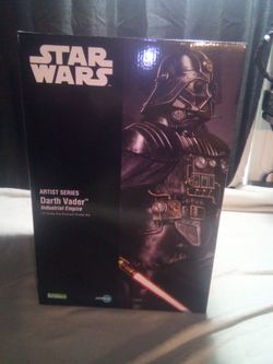 Darth Vader 1/7 scale pre painted model kit NEW (North Arlington)(READ BEFORE MESSAGE)