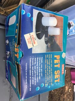 Pet feeder in box only 5 firm