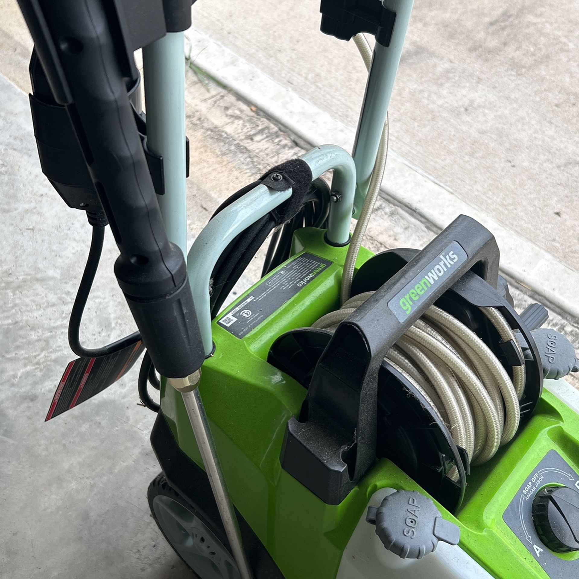 Greenworks 1950 psi 13 amp 1.2 gpm pressure washer with hose reel gpw1950 online
