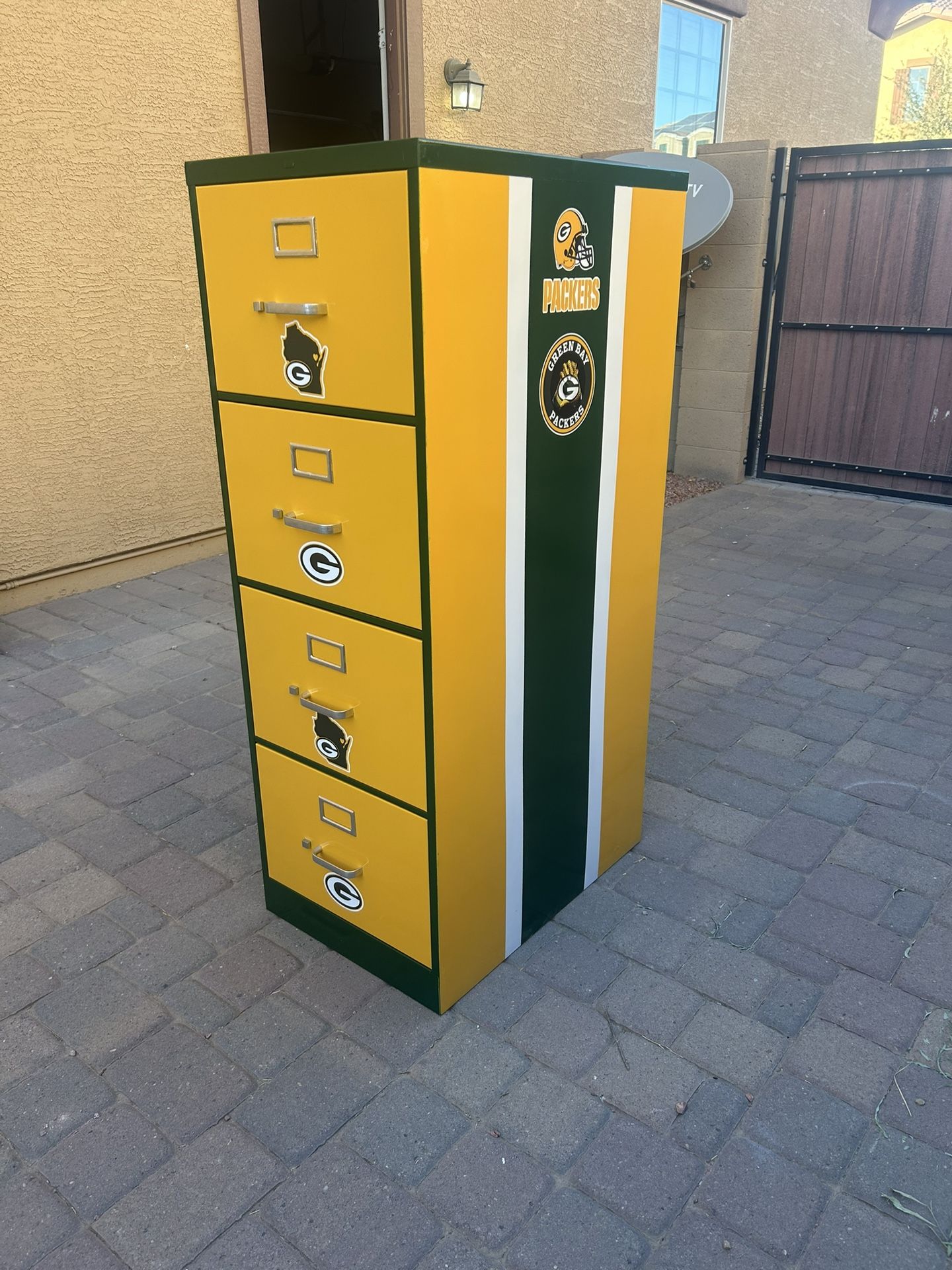Green Bay Packers Cabinet