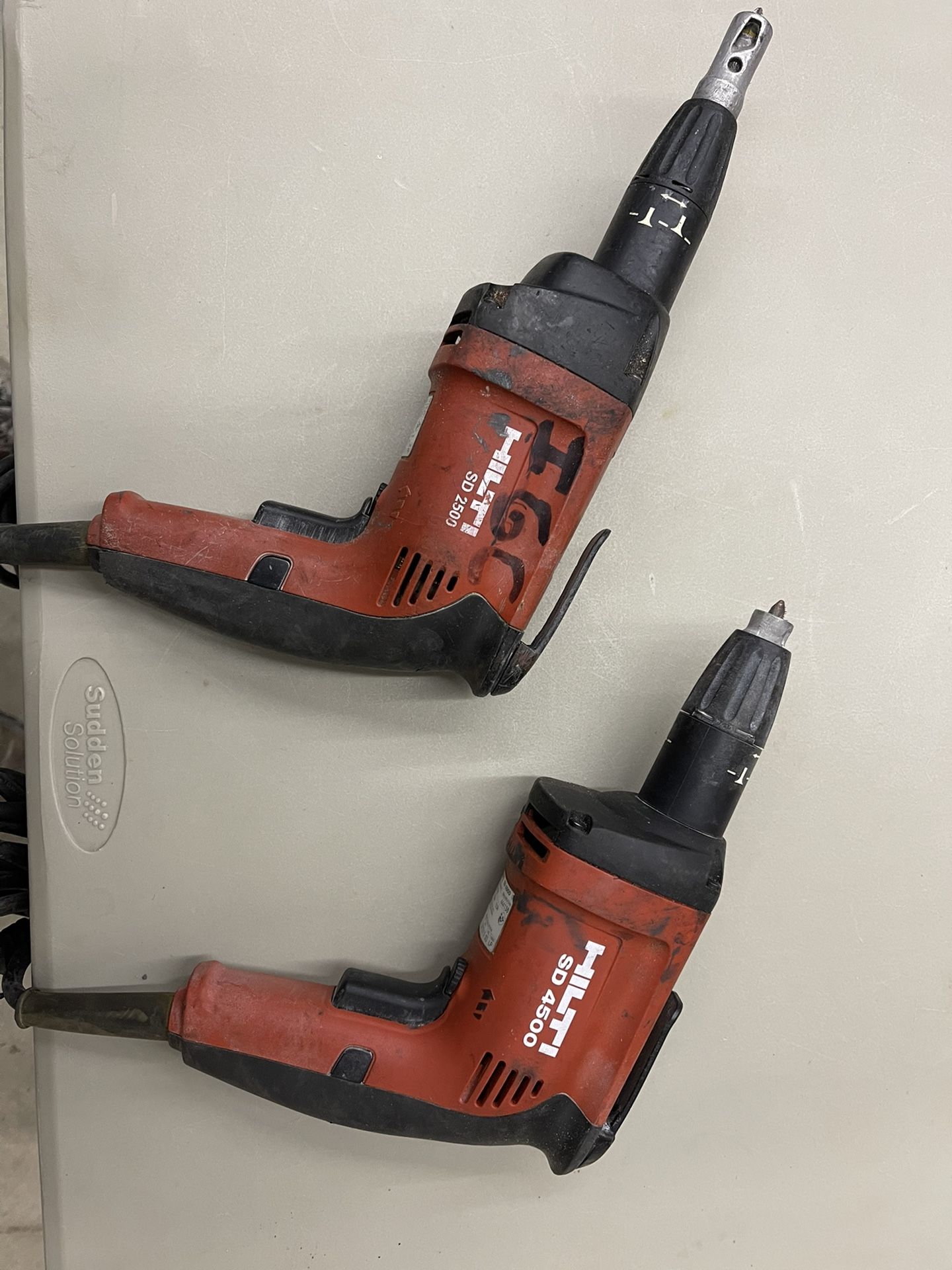 Hilti electric screw guns