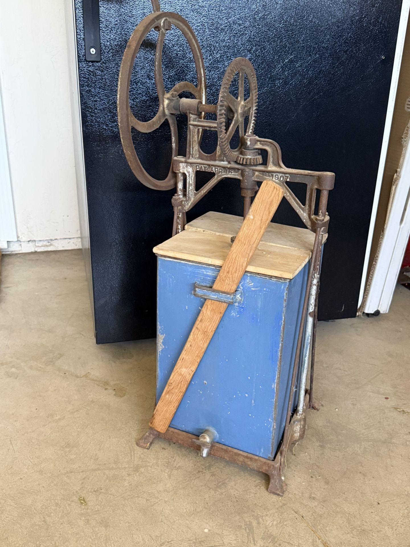 Dazey Churn - Hand Crank