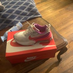 Nike Size 8 