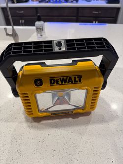 Dewalt DCL007 Compact Task Light. Slightly used