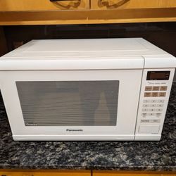 Panasonic Microwave Oven 
