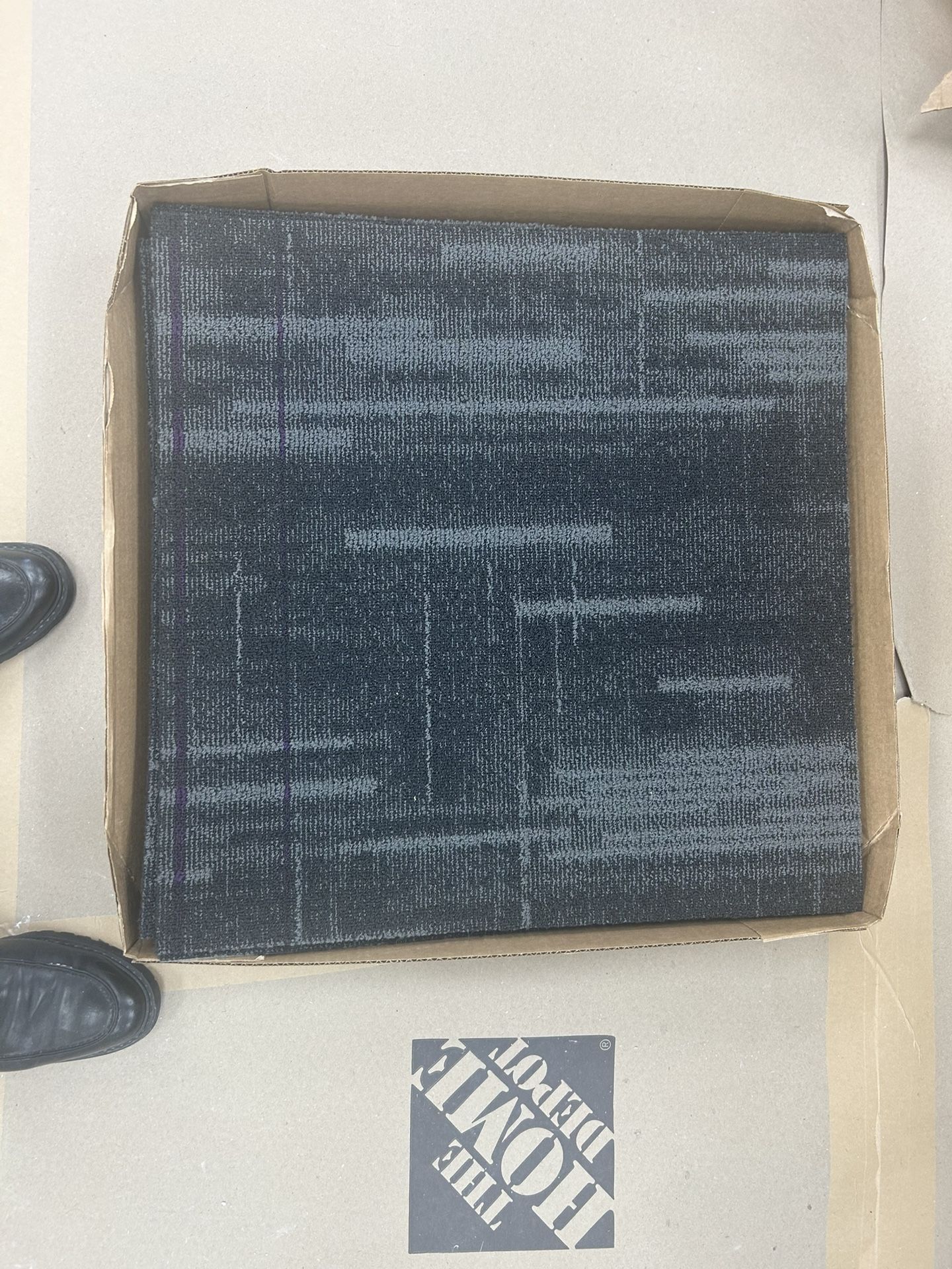 24 X 24 Carpet Tiles (500 Sq Ft)