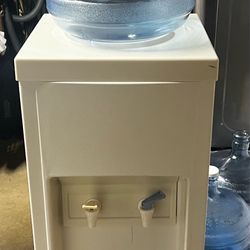 Water dispenser Arrowhead