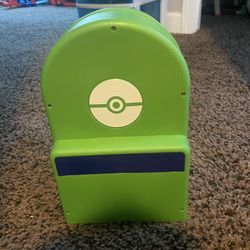 Pokémon Backpack Player
