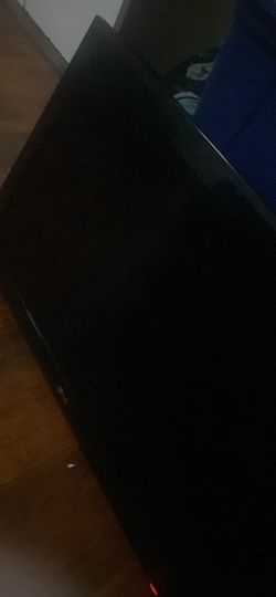 26/ 30 inch flatscreen LG smart tv