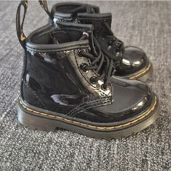 Kids Dr Martens Boots