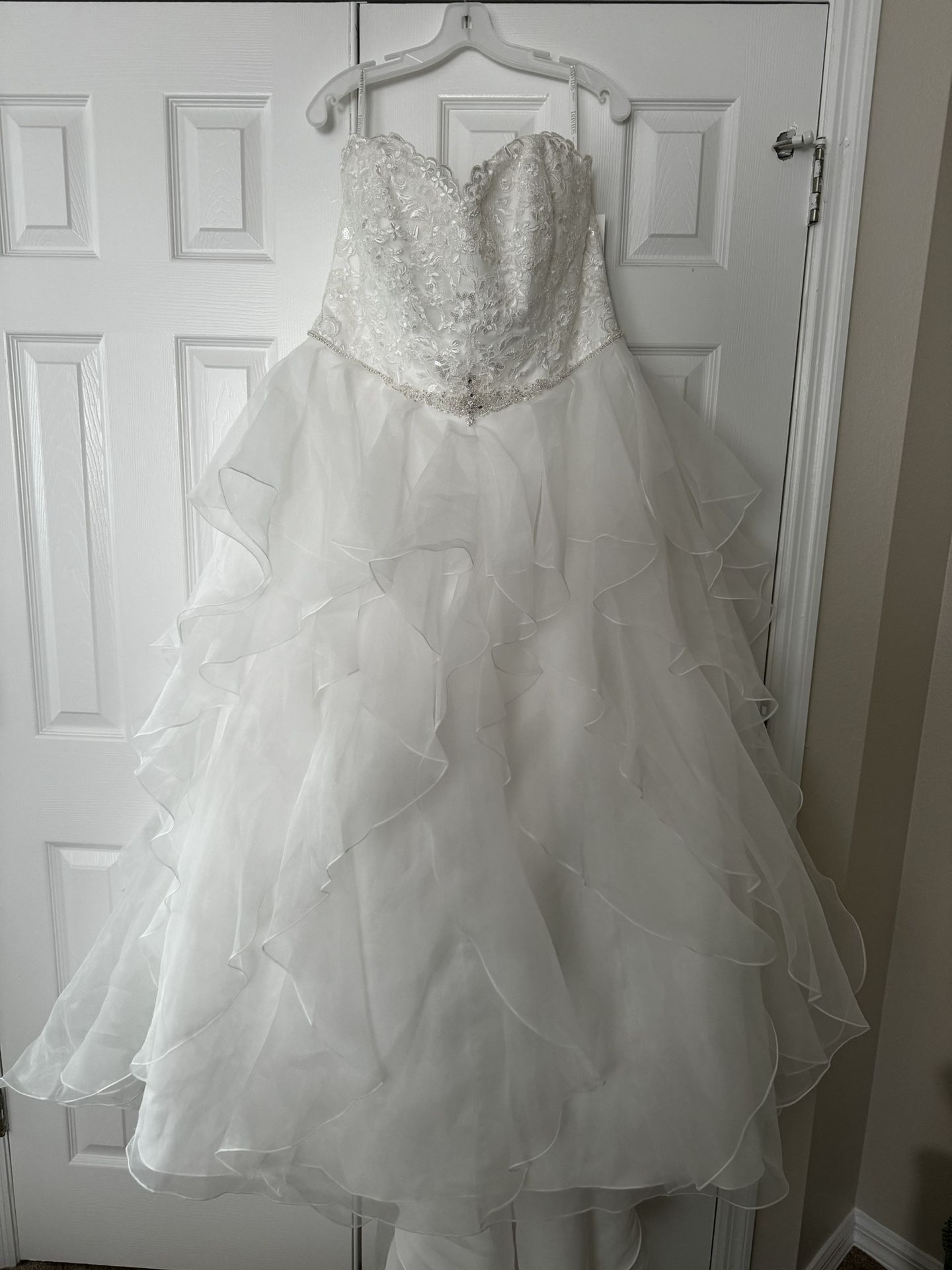 Lace & Organza Wedding Dress