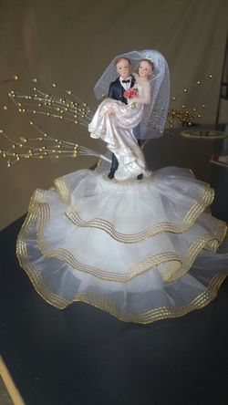 3.5" Wedding Couple