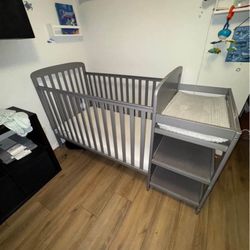 Dream On Me Anna 3-1 Convertible Crib & Changing Table