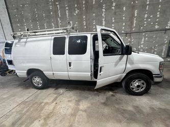 2012 Ford E-250