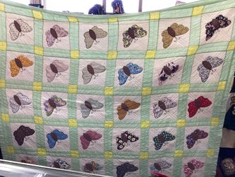 Vintage Handmade Butterfly Quilt 