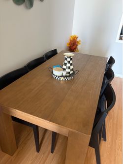 Dinning Table & Chairs