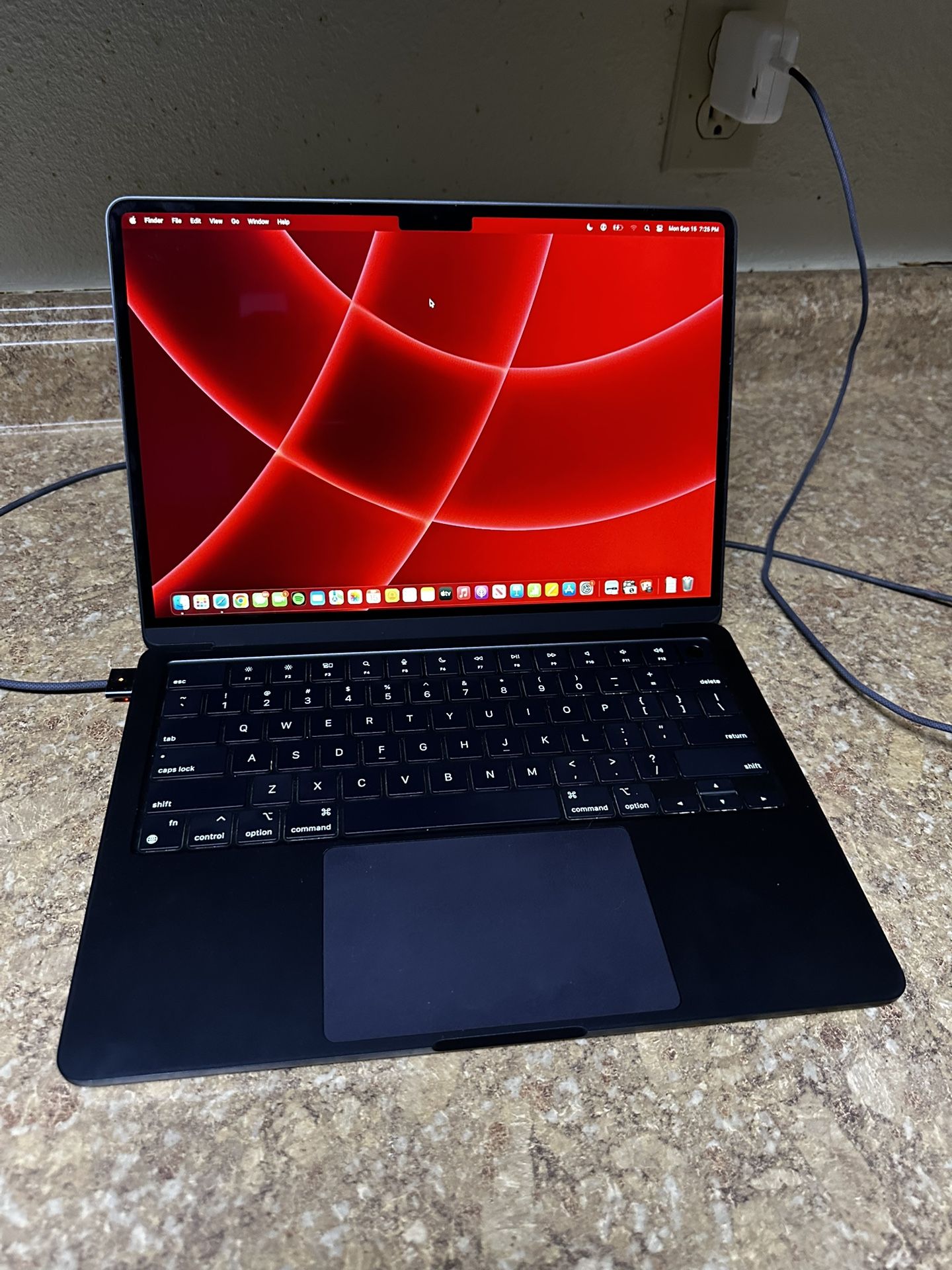 Macbook Air Midnight 2022 M2