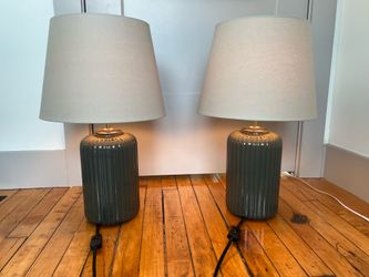 Pair of 2 IKEA lamps