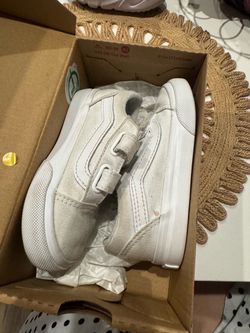 US 7.5 Vans Little Kid Shoes