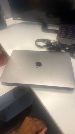 2022 MacBook Pro 13” M2 – Broken Screen – $300