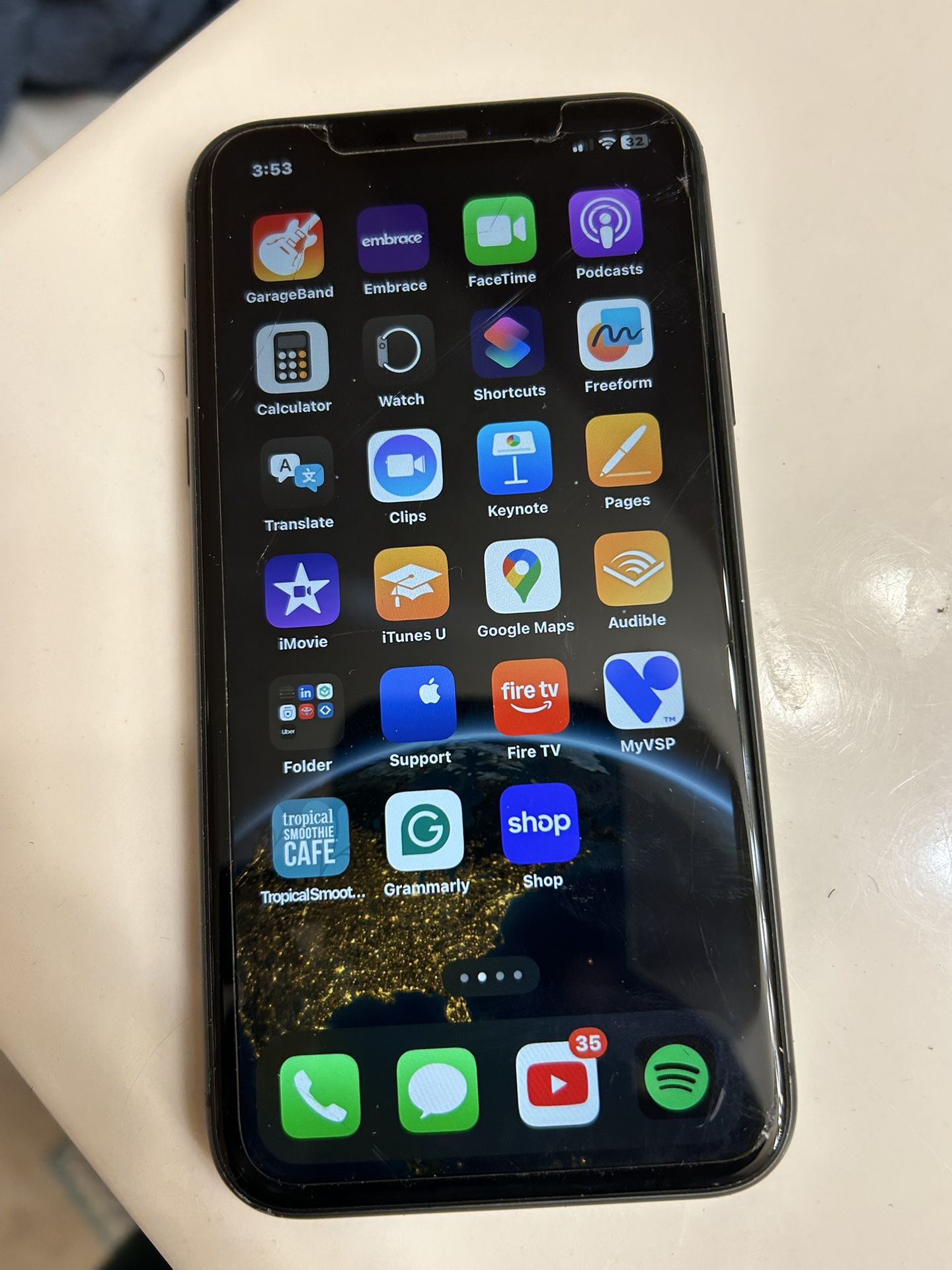 iphone 11 Black
