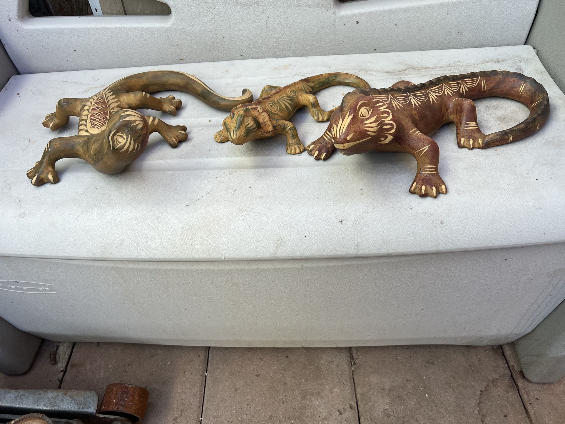 3 Large Pottery Iguanas Wall/Decor