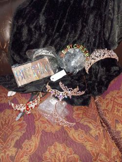 Quinceañera/Wedding / proms! Crowns! 🥳