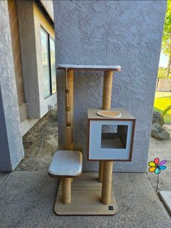 Cat Tree, please read description