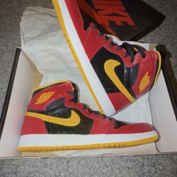 Jordan 1 Retro Human Highlight 
