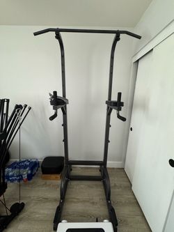 Pull-up tower