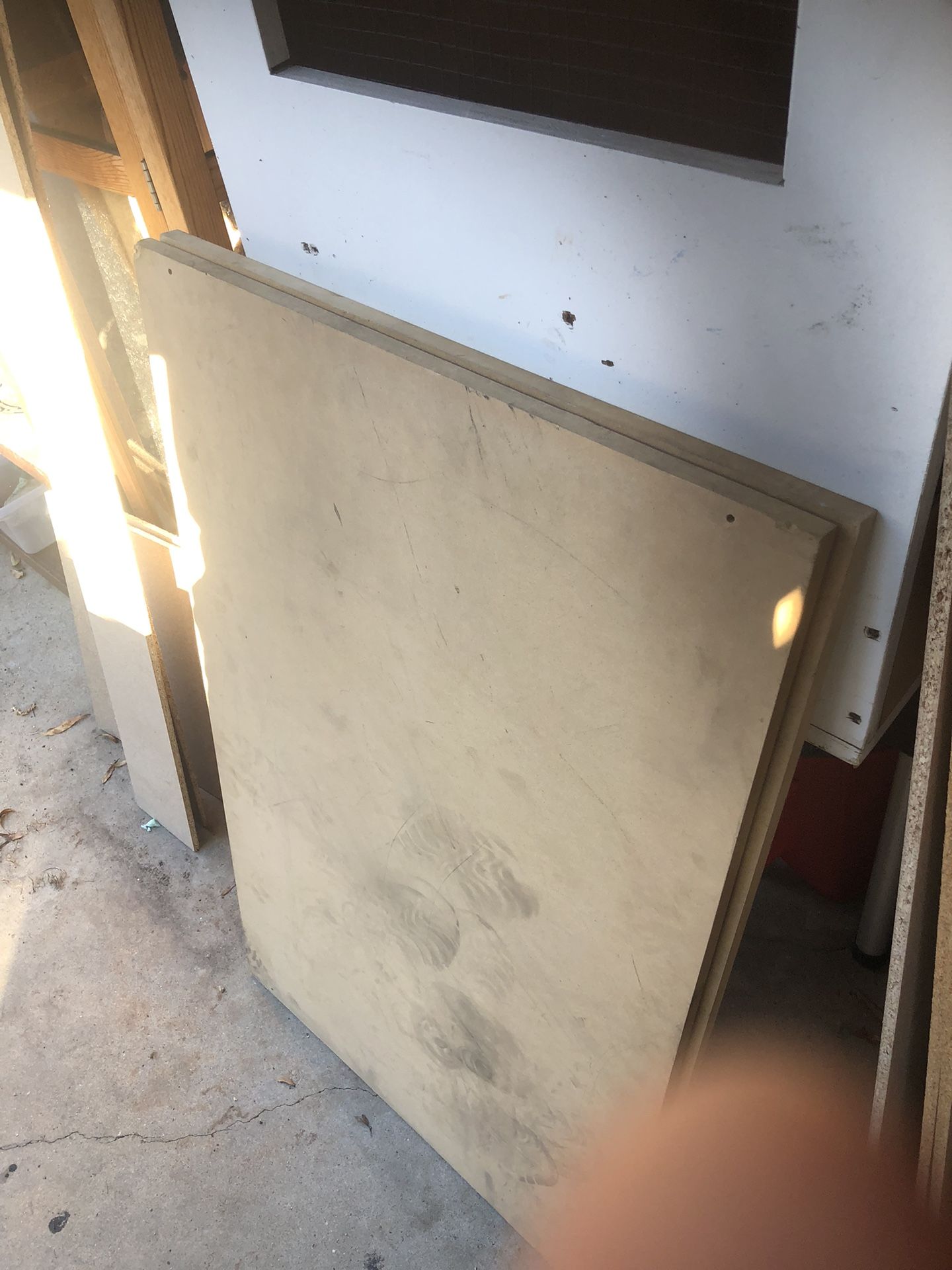 FREE Scrap Wood………..