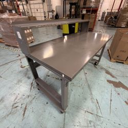 Work Bench Table w/ Wheels