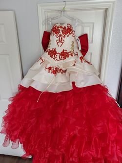 Quinceanera Dress N Ramo N Corona N Book