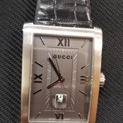 MENS GUCCI AUTOMATIC WATCH 