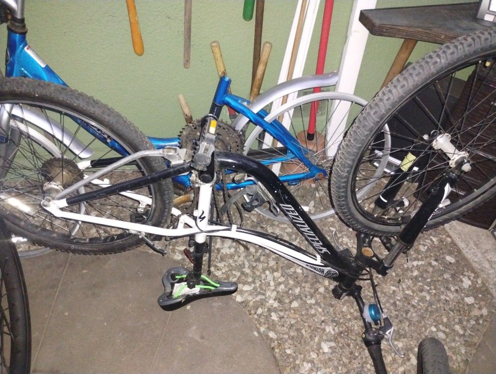 Black Bike