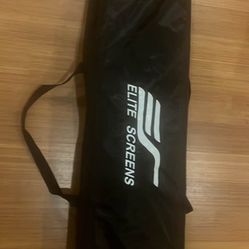 120” Elitescreens Projector Screen - New