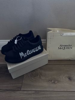 ALEXANDER MCQUEENS SHOES SIZE 10