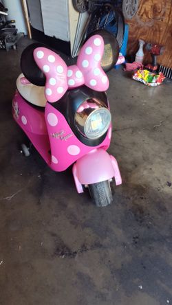 Electric Minnie mouse motorcycle