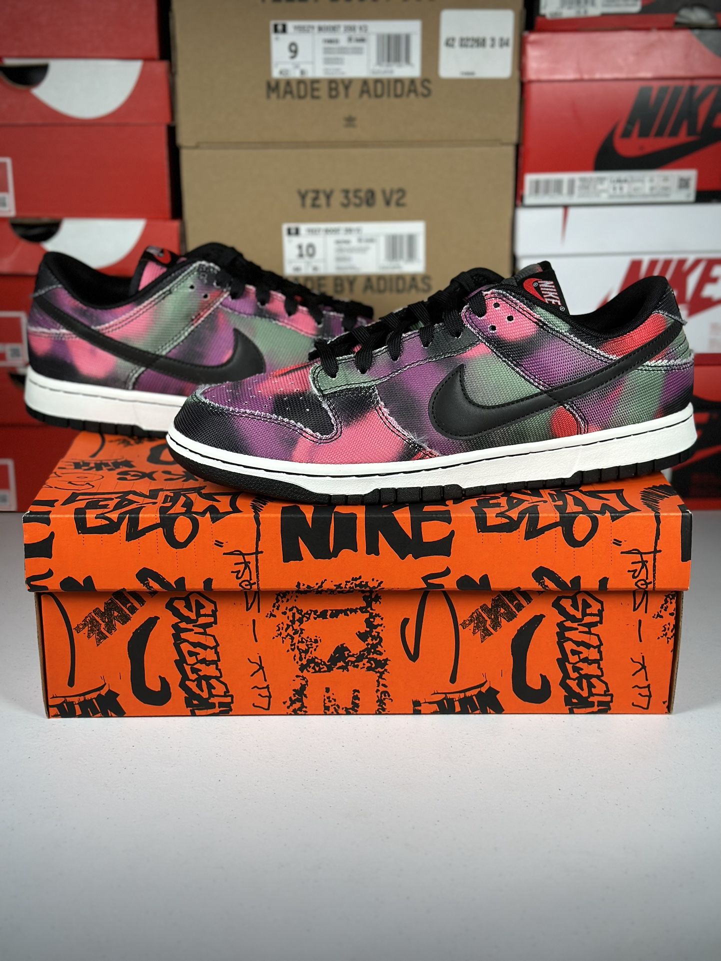 Size 11.5M - Nike Dunk Low Graffiti Pink