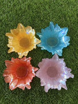 Set of 4 Turkish Iridescent Glass Flower Bowls