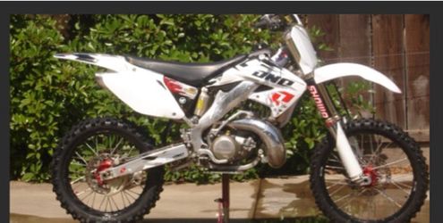 Crf250 honda dirtbike 2 stroke