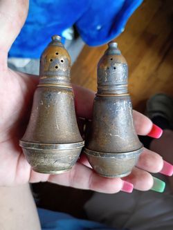 VTG Sterling Silver Crown Weighted Salt & Pepper Shakers set  64024