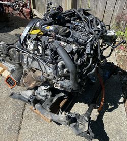 2018 BMW 330e Engine