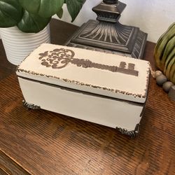 Cream Ceramic Trinket Box