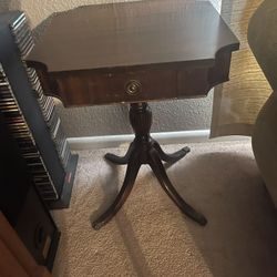 Antique Claws Foot End Table