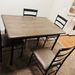 Breakfast Table With 4 Chairs 