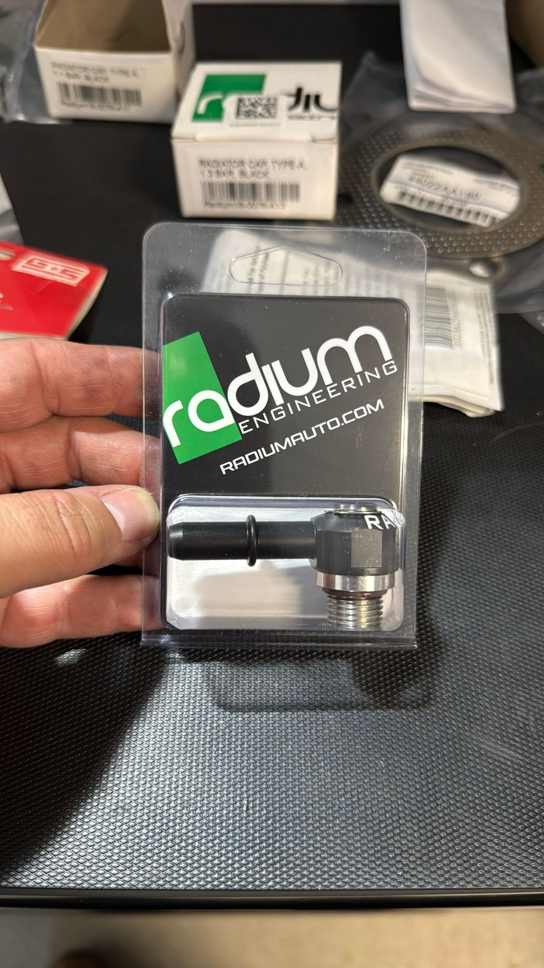 Radium 90 Degree Fuel Line Fitting.
