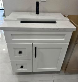 30‑Inch Bathroom Vanity | Perfect for Small Bathrooms ✨
