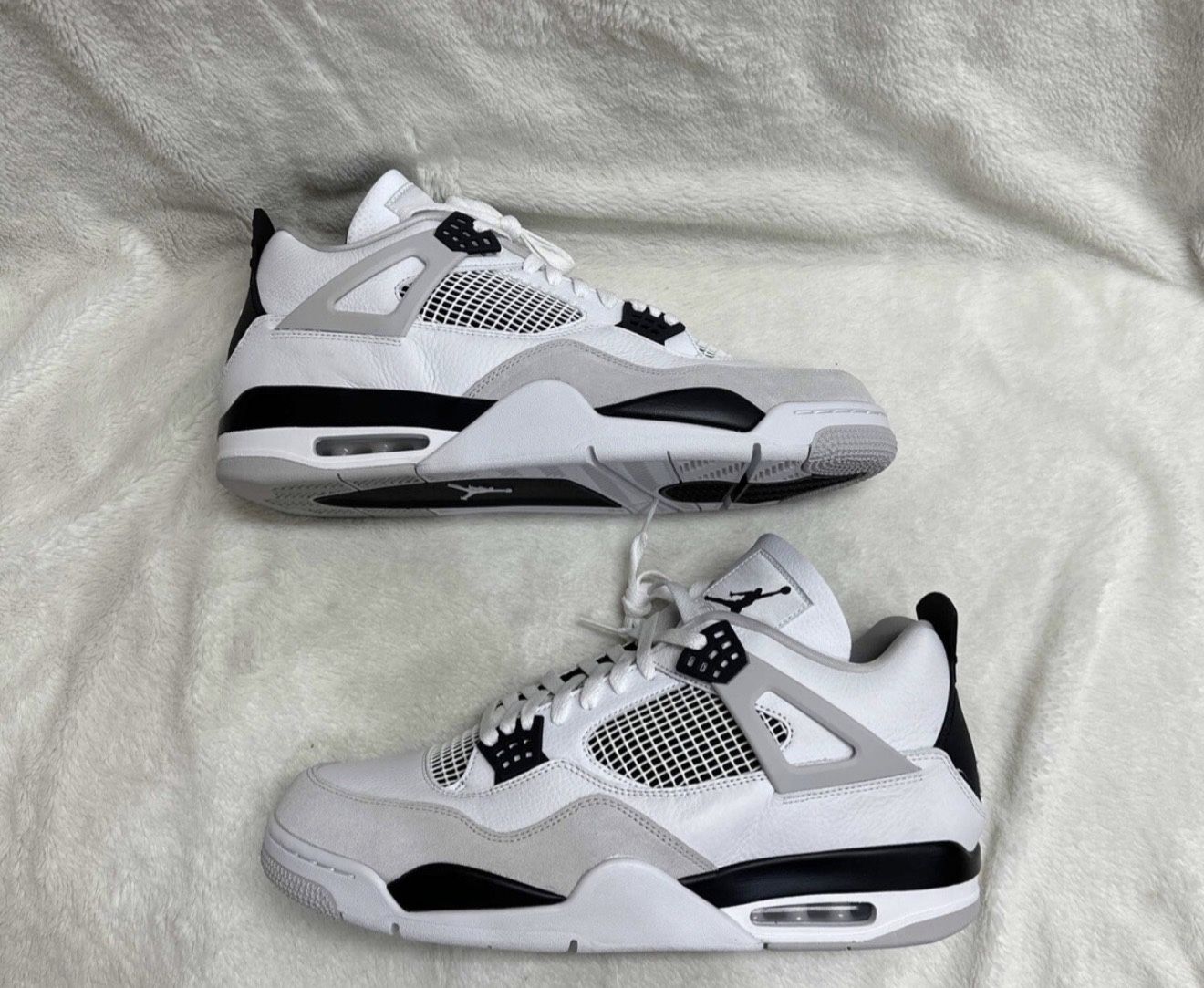 Jordan 4